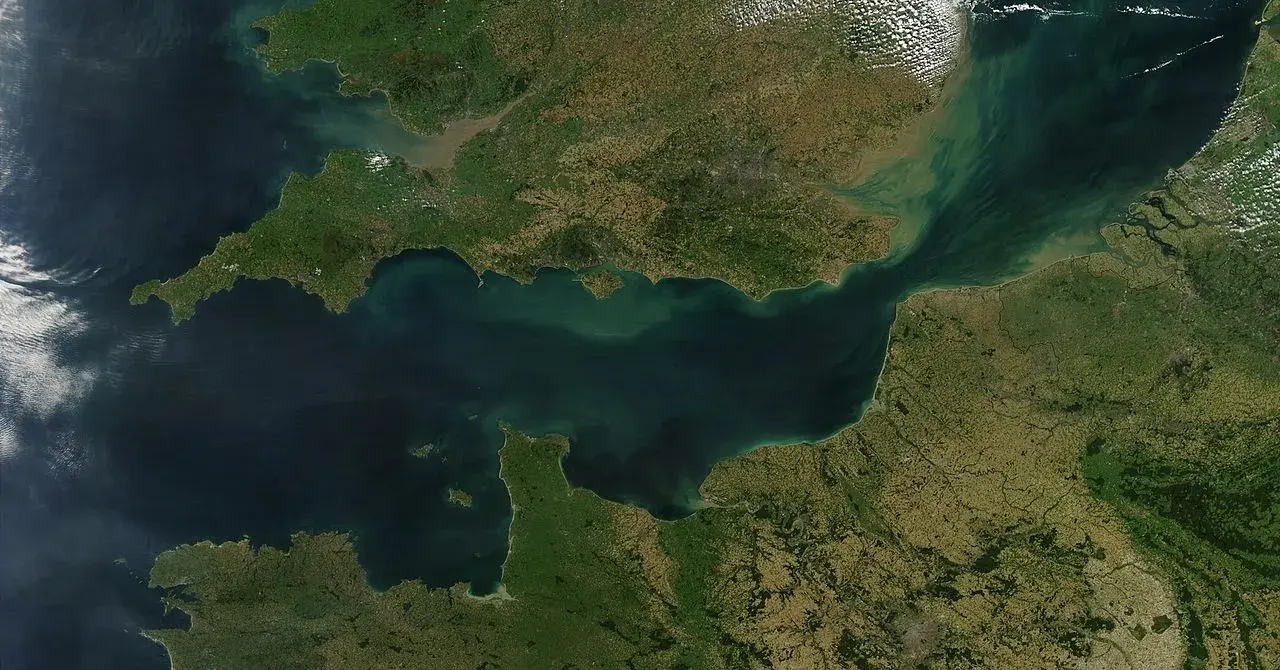 Satellitbillede af Den Engelske Kanal. Det giver et overblik over farvandet mellem Storbritannien og Frankrig.