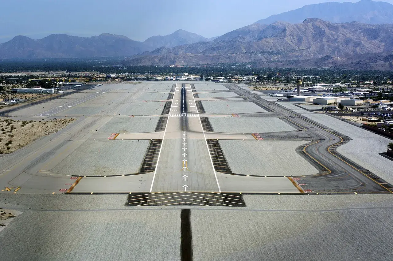 Aerial view of Palm Springs International Airport's runway 13R during final approach, captured by photographer Don Ramey Logan.