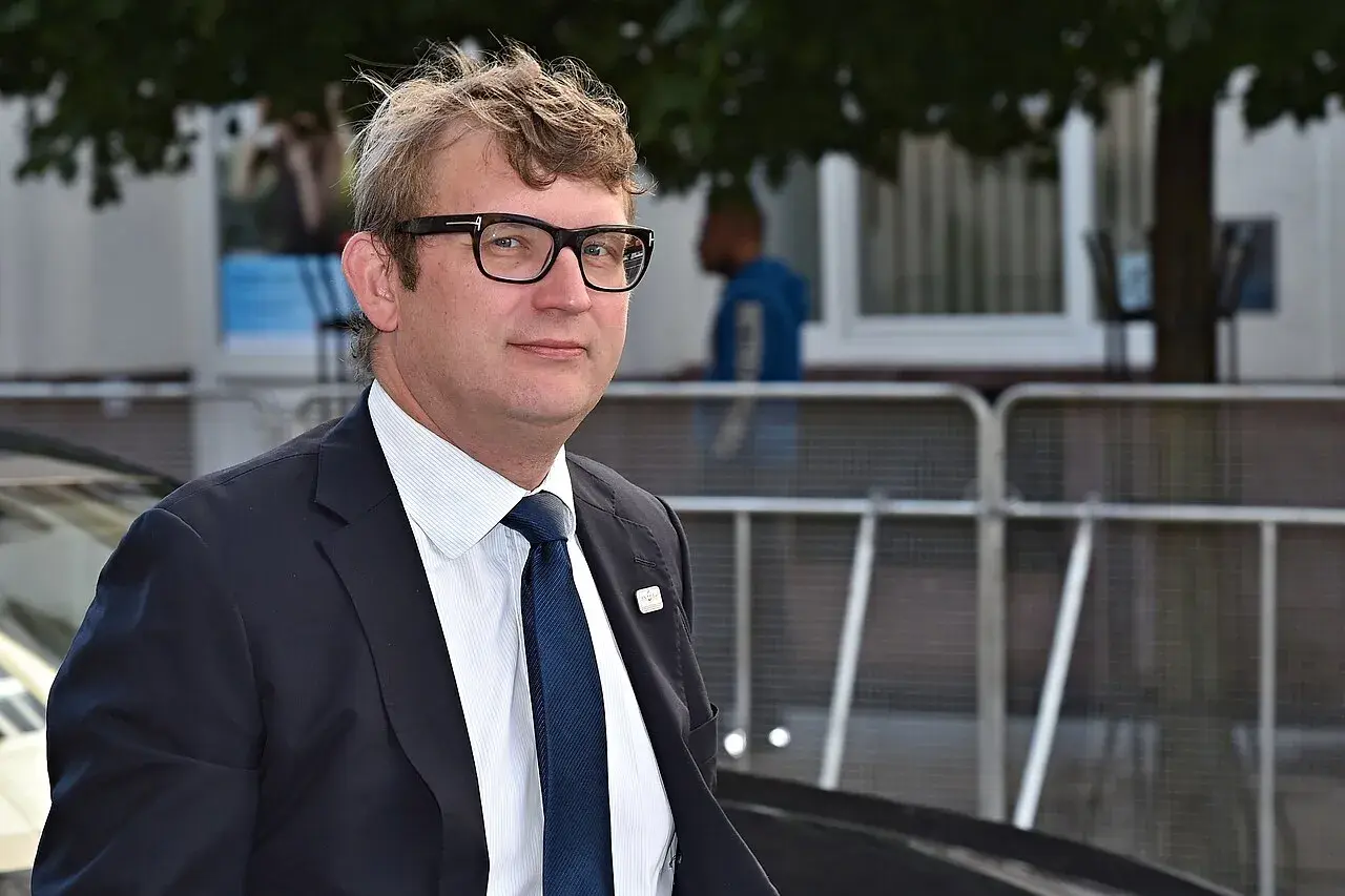 Troels Lund Poulsen fotograferet i forbindelse med et ministermøde om konkurrenceevne. Billedet er taget af Rastislav Polak.