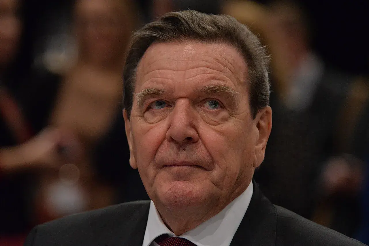 Gerhard Schröder ses på SPD’s Bundesparteitag i Berlin den 10.-12. december 2015. Billedet er taget i CityCube, Messe Berlin.