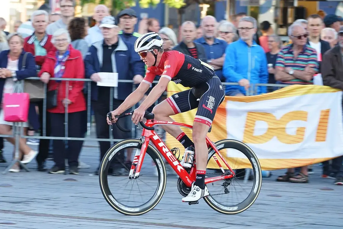 Cyclist Mads Pedersen racing in Stjerneløbet 2017